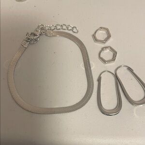 Elegant Silver Jewelry Set